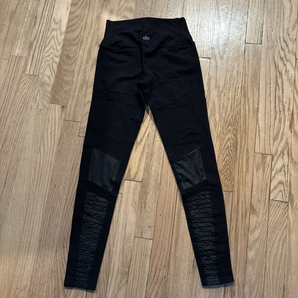 ALO Yoga Black moto leggings